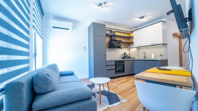 Niko's Cozy Apartment